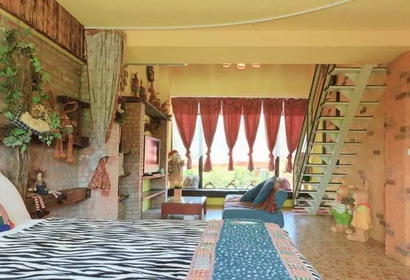 تختخواب و صبحانه Rabbit House