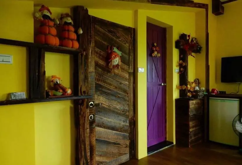 تختخواب و صبحانه Rabbit House