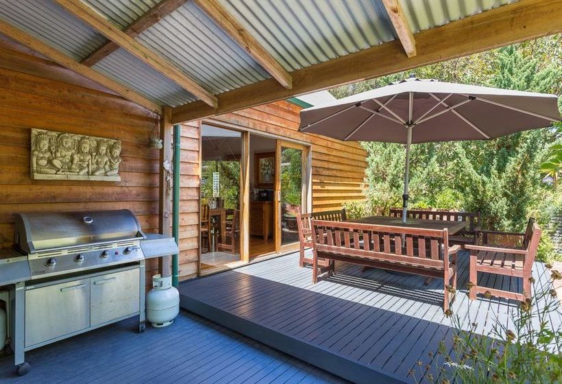 Charming Cottage On Gulls
