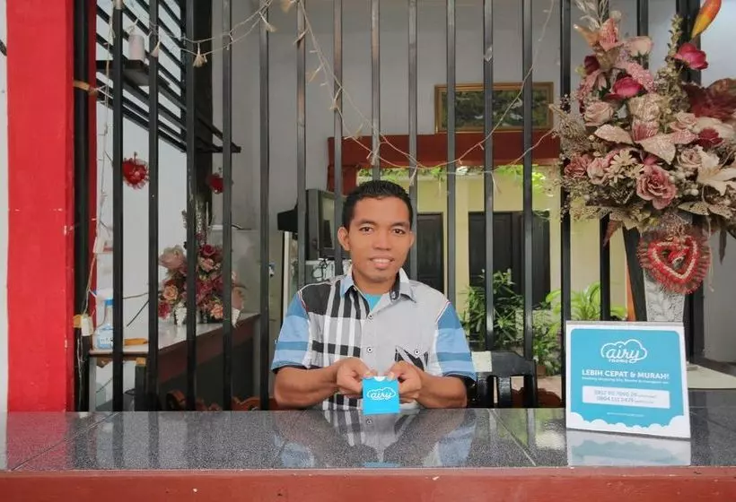 ホテル Airy Eco Bandara Mutiara Sis Aljufri 1 Palu