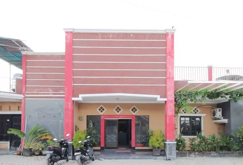 ホテル Airy Eco Bandara Mutiara Sis Aljufri 1 Palu