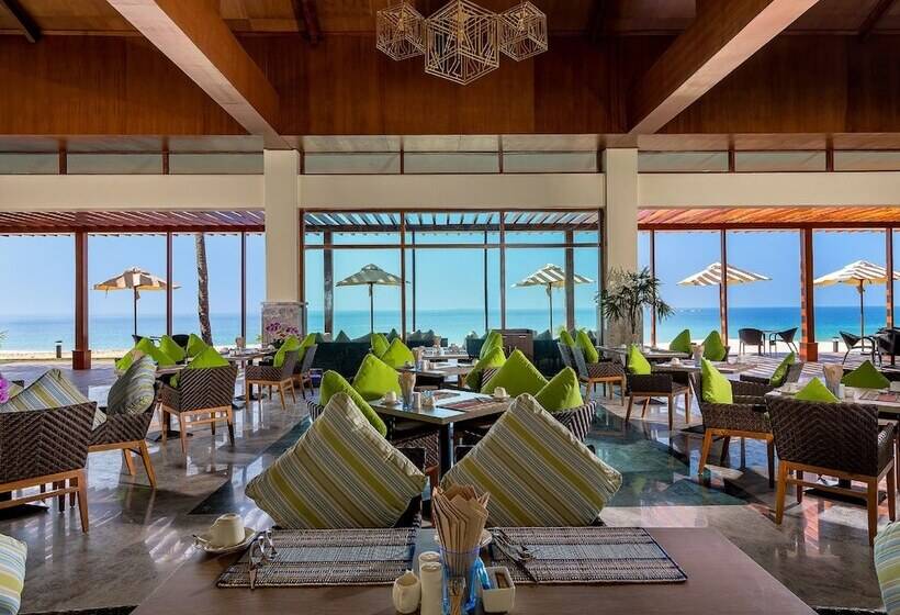 هتل Jasmine Ngapali Resort