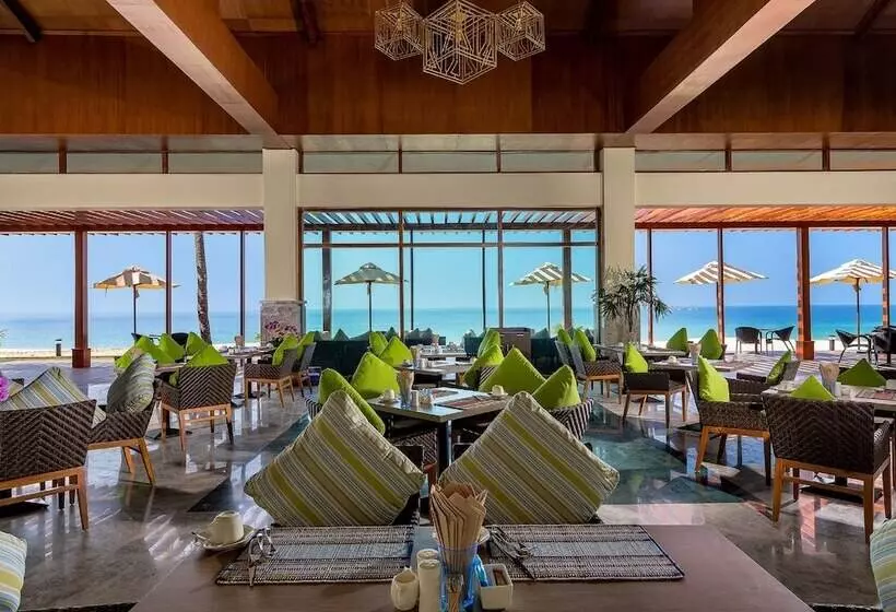 هتل Jasmine Ngapali Resort