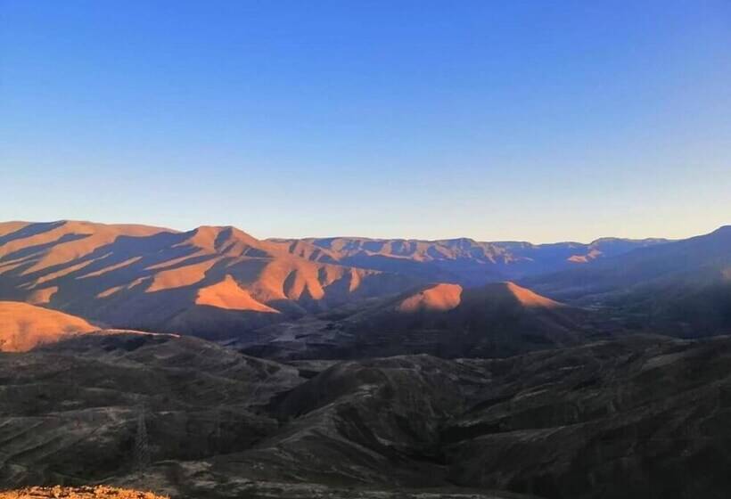 هتل Mahlakapese Guest Lodge