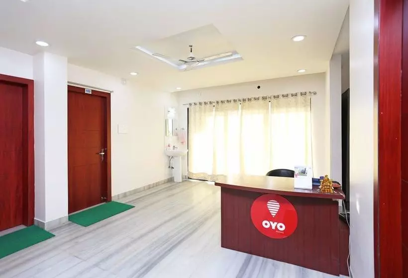 ホテル Oyo 3518 The Room 2