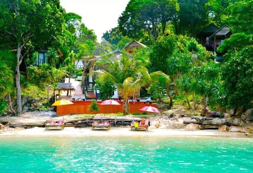 ホテル Pitiusas Beach Resort