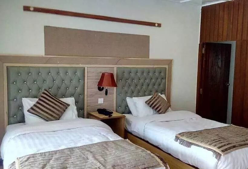 هتل Shangrila Resort