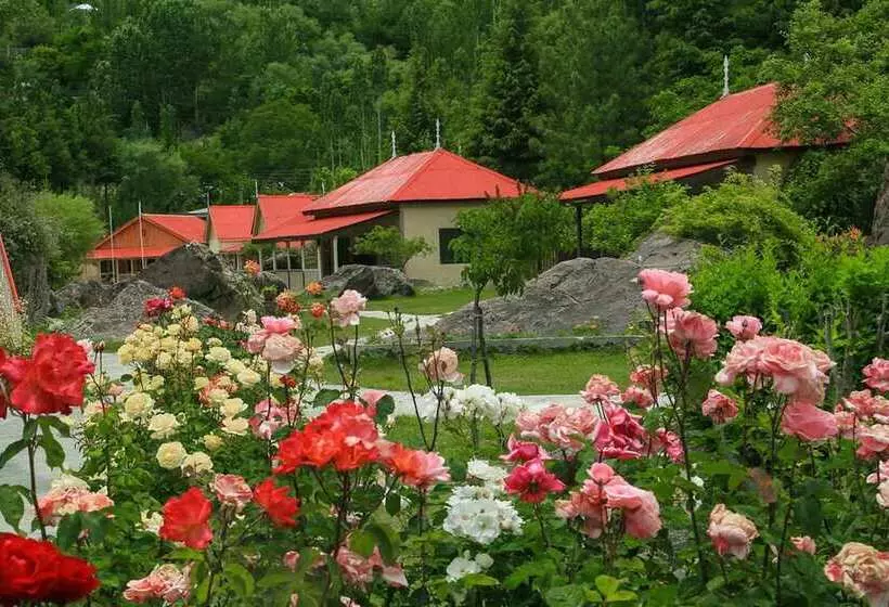 هتل Shangrila Resort