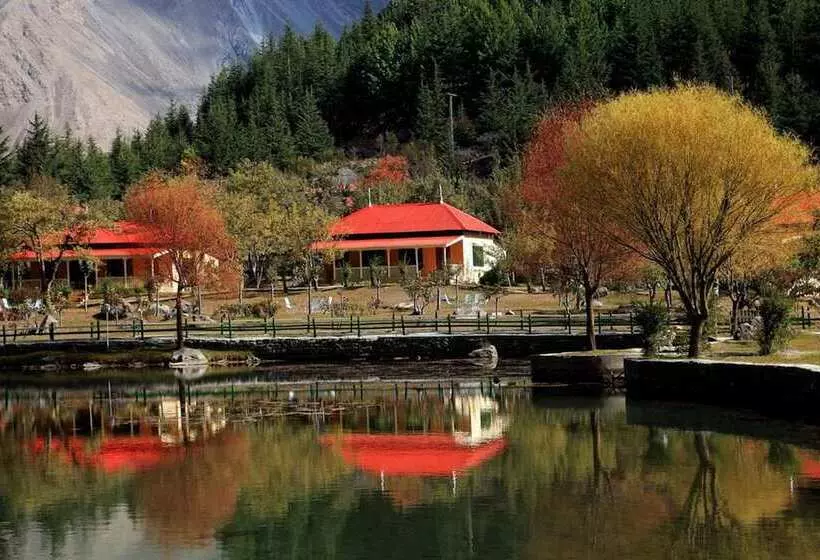 هتل Shangrila Resort
