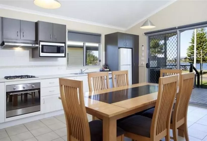 ホテル Holiday Haven Shoalhaven Heads