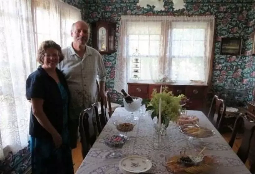 Lilac Village Bed & Breakfast