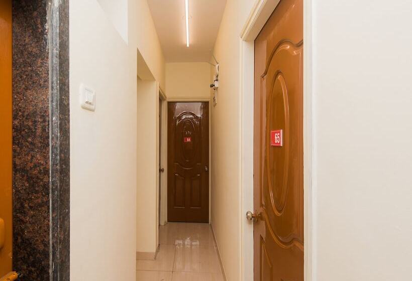 Oyo 15119 Vista Service Apartment