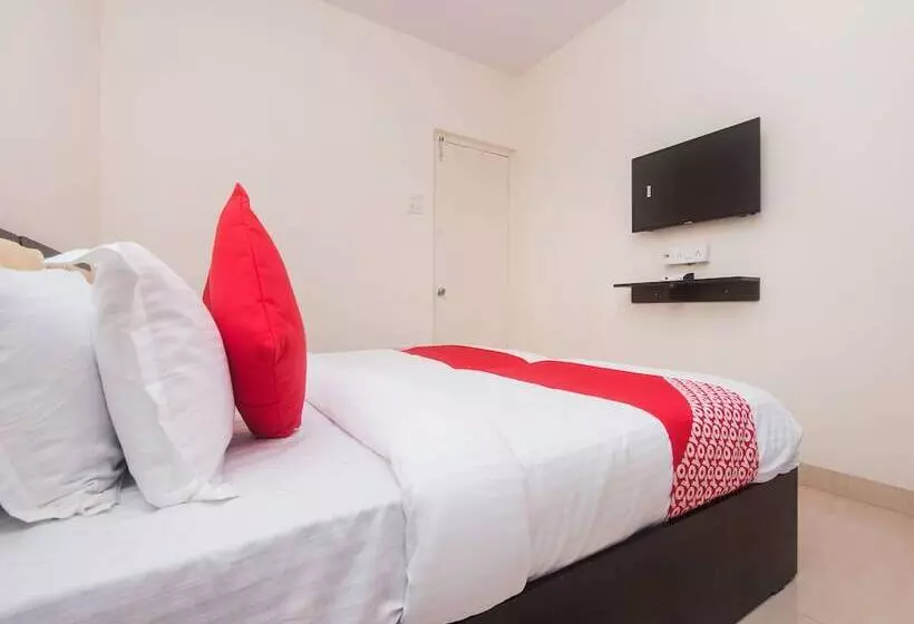 Oyo 15119 Vista Service Apartment