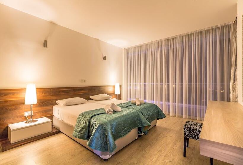 Panorama & Oceania Villas