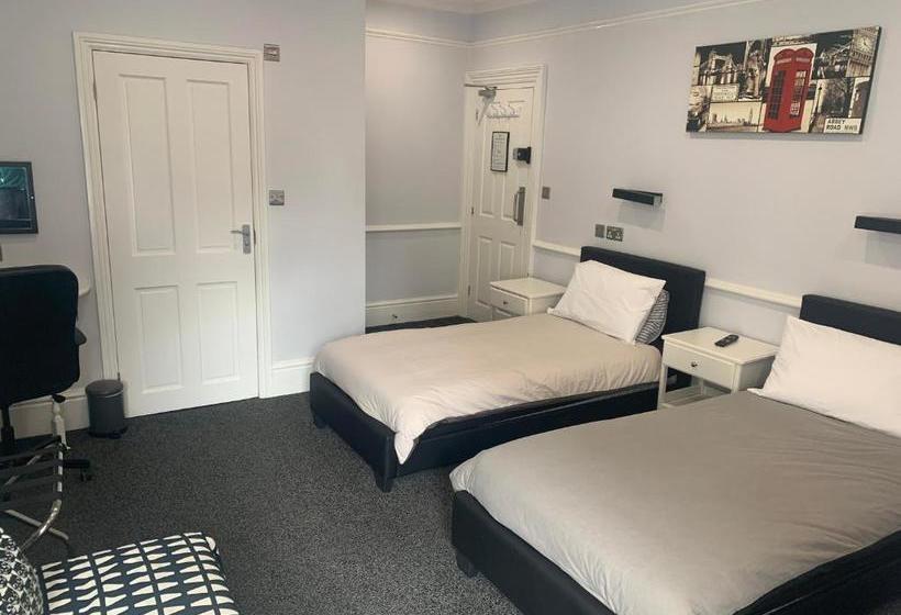 ペンション Addison House