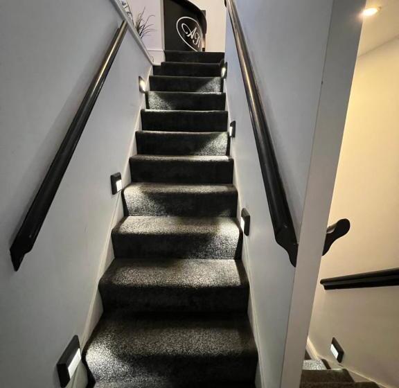 ペンション Addison House