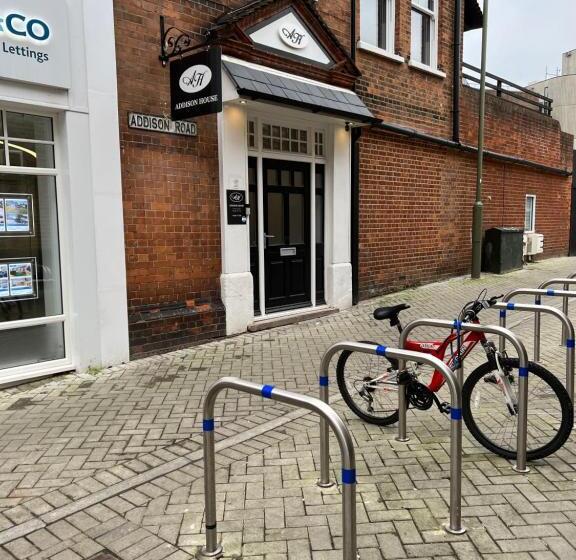 ペンション Addison House