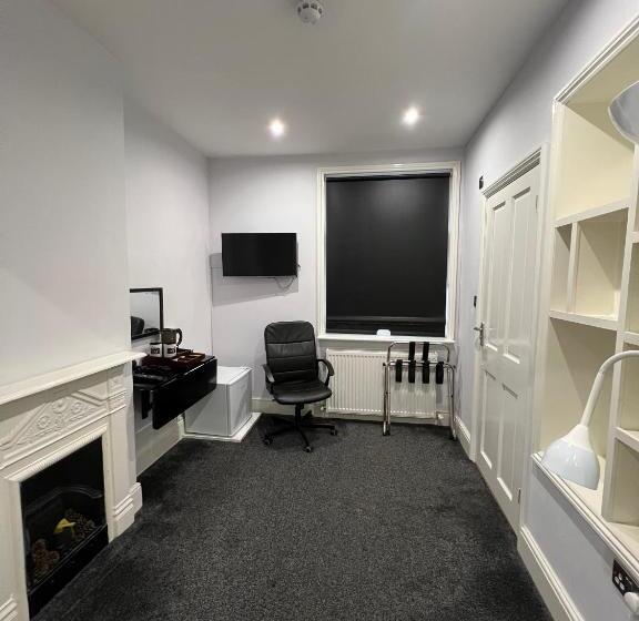 ペンション Addison House