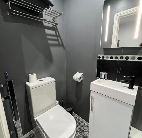 ペンション Addison House