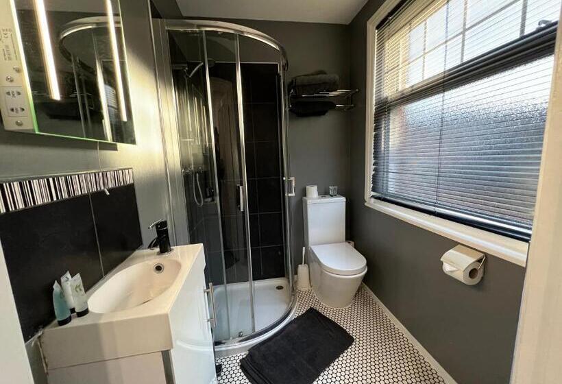 ペンション Addison House