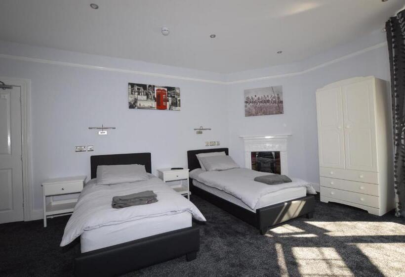 ペンション Addison House