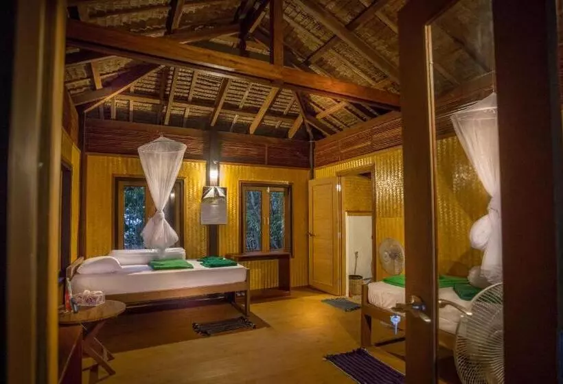 پانسیون Boulder Bay Eco Resort   Nga Khin Nyo Gyee Island