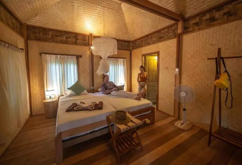 پانسیون Boulder Bay Eco Resort   Nga Khin Nyo Gyee Island