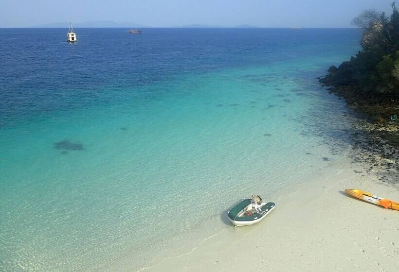 پانسیون Boulder Bay Eco Resort   Nga Khin Nyo Gyee Island