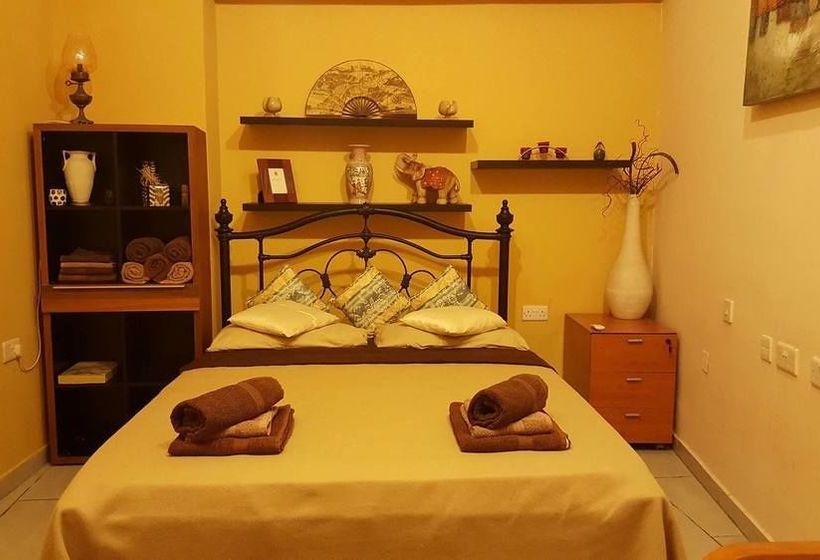 پانسیون Revive