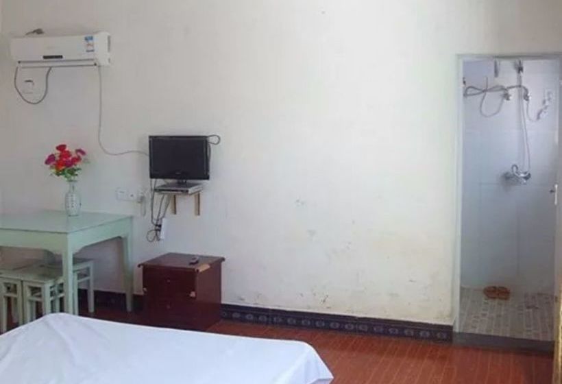 Pension Wuyuan Qingyuan Guanting Guest House