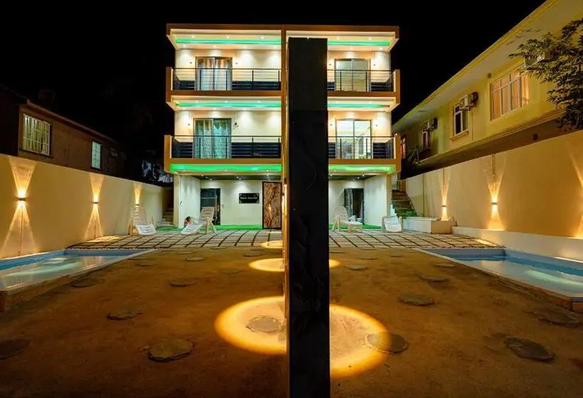 پانسیون Adonai Villa 1