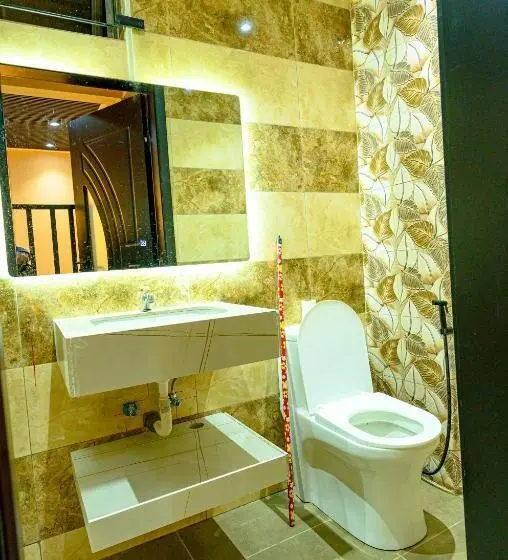 پانسیون Adonai Villa 1