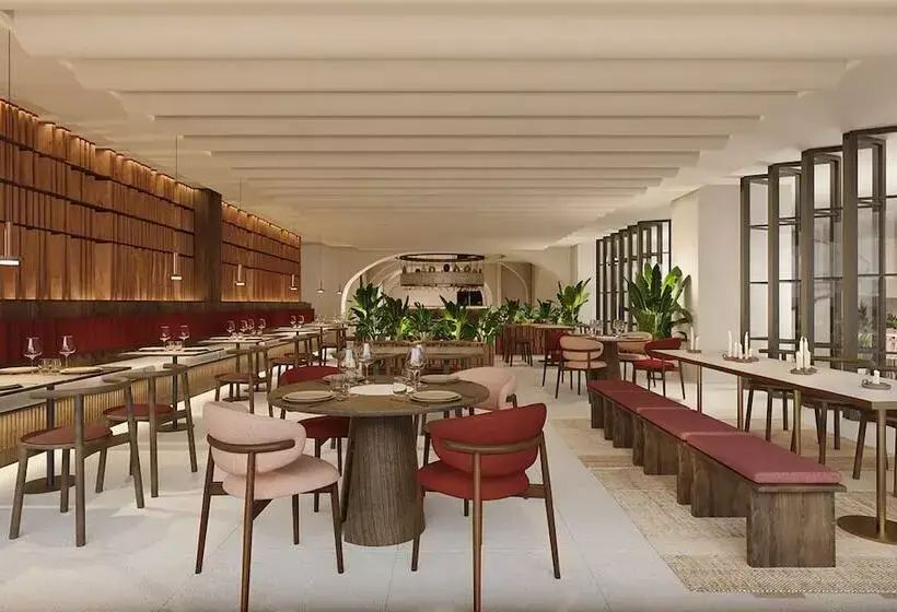 ホテル Eurostars Valladolid