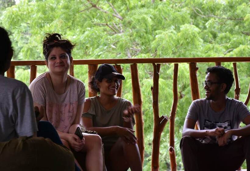 Schronisko Funky Leopard Safari Lodge Bordering Yala National Park