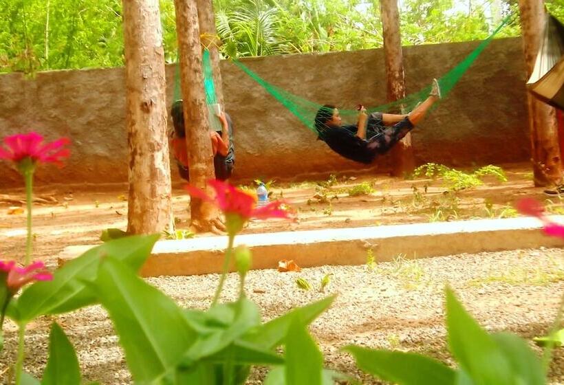 Greenwood Udawalawa Safari Resort