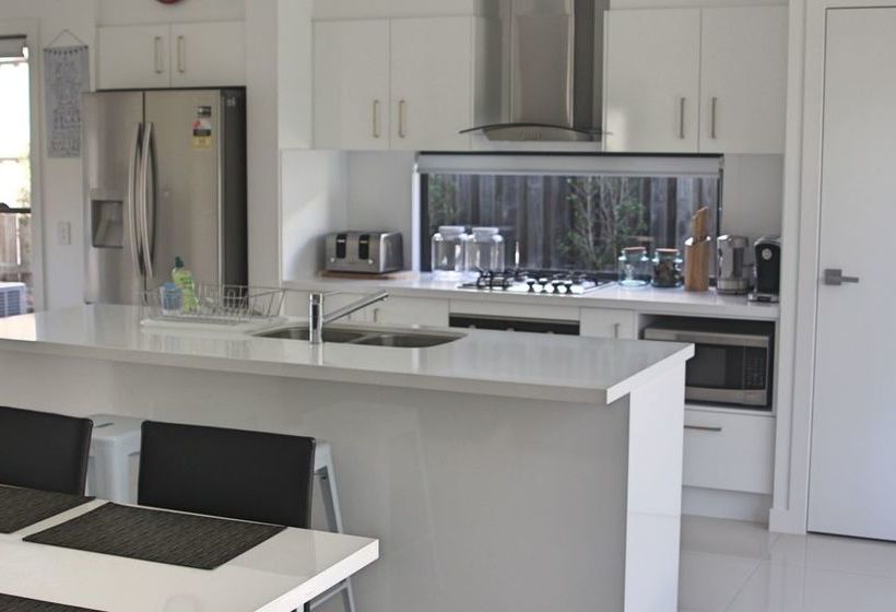 Holiday With A View Lowry Street