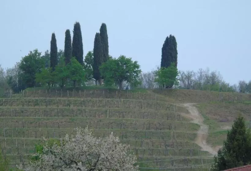 Hotelli Cascina Lavaroni