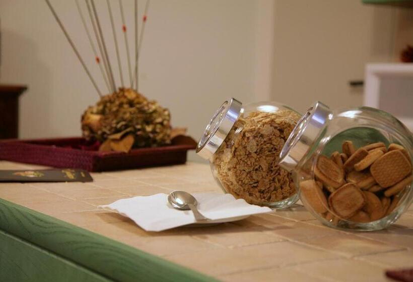 هتل Cascina Lavaroni