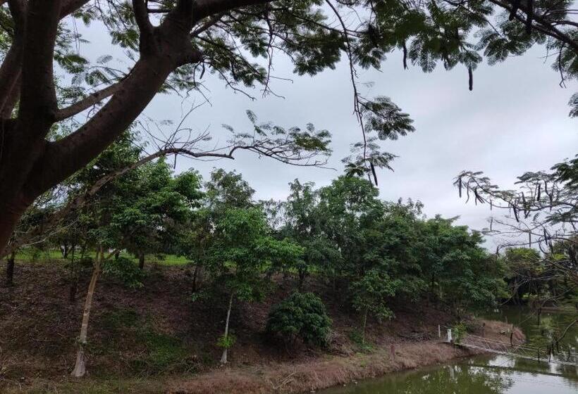 Hotel Banrai Pornsawun