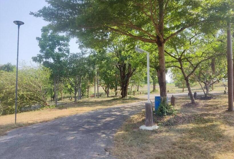 Hotel Banrai Pornsawun