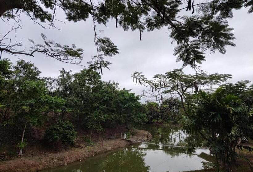 Hotel Banrai Pornsawun