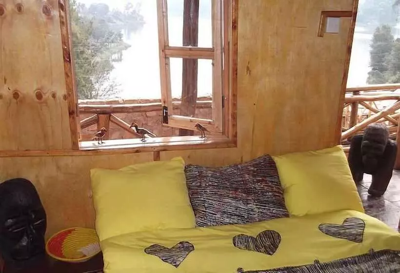 هتل Bunyonyi View Resort