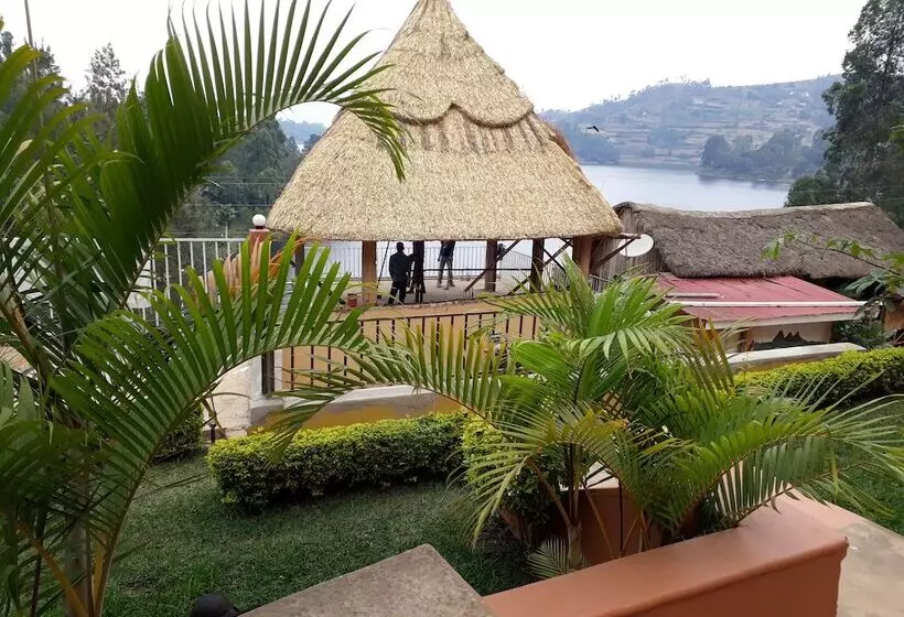 هتل Bunyonyi View Resort