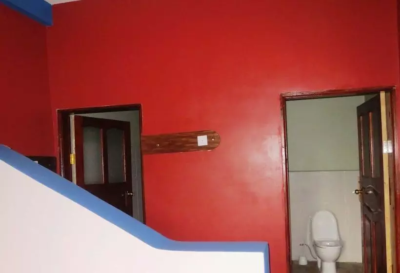 هتل Bunyonyi View Resort