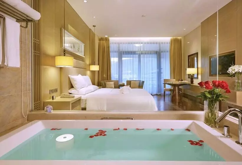 Hotelli Dahongpao Resort Wuyi Mountain