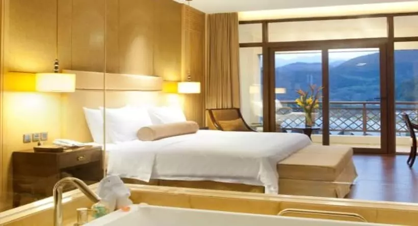 Hotelli Dahongpao Resort Wuyi Mountain