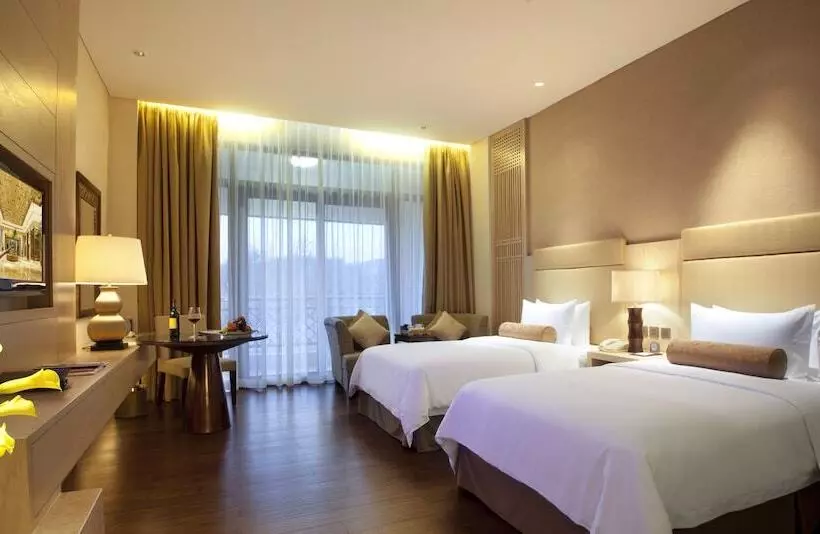 Hotelli Dahongpao Resort Wuyi Mountain