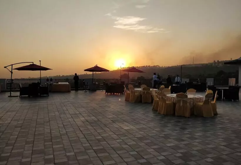 هتل D'polo Club & Spa Resort