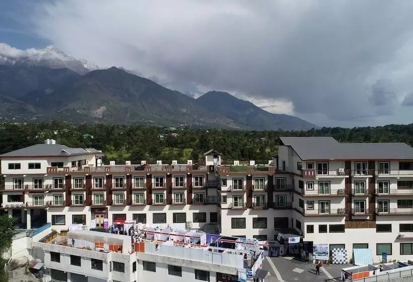 هتل D'polo Club & Spa Resort