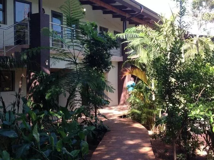 هتل Forest Villa S